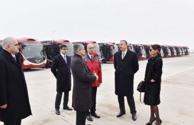 Yeni avtobuslar - FOTO