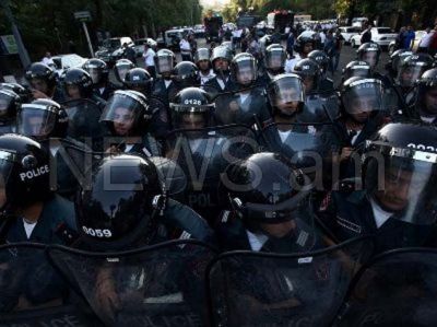 İrəvanda etiraz aksiyası dağıdıldı: saxlananlar var - FOTO - VİDEO - YENİLƏNİB