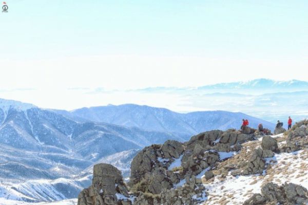 Rusiyalı turistlər Qarabağın məşhur Kirs dağında - FOTOLAR