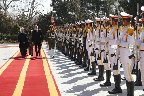 Azərbaycan prezidentinin İranda möhtəşəm qarşılanma mərasimi