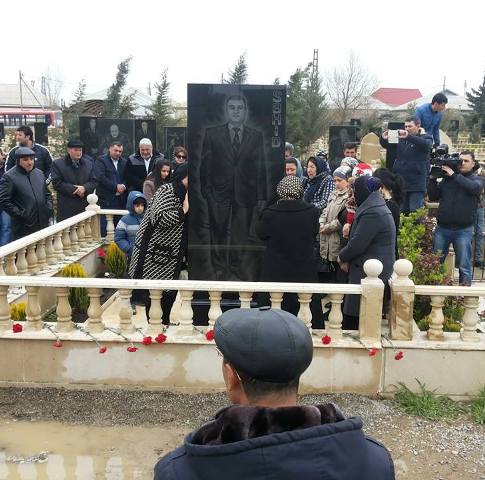 Şəhid Həsənin doğum günündə məzarı ziyarət edildi - FOTO