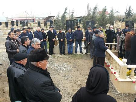 Şəhid Həsənin doğum günündə məzarı ziyarət edildi - FOTO