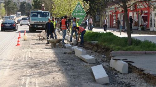 Xətai rayonunda bir neçə küçə təmir olunur (VİDEO,FOTO)