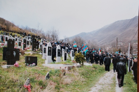 Qarabağ torpağını Şəkiyə aparan şəhidin DASTANI - FOTOLAR