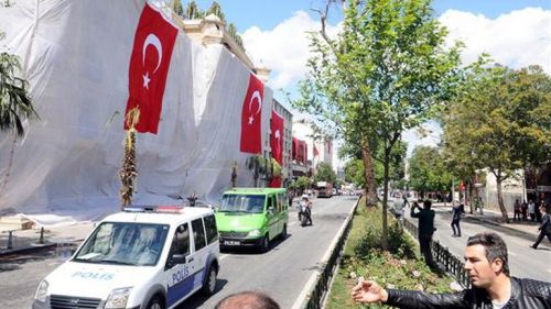 Kılçdaroğlunun çələngi Türkiyəni qarışdırdı-VİDEO