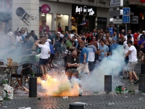  Ruslar Avropada qan tökdülər, stadionu dağıtdılar