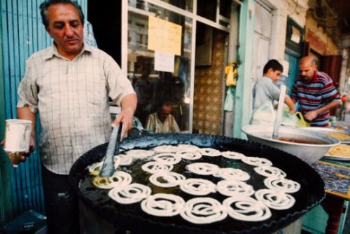 İŞİD Ramazan bazarını qana boyadı: 80 ölü, 130 yaralı