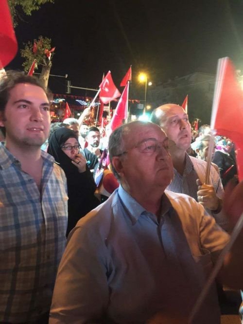 Dünən “Yeniqapı” da, bu gün göz altınta - Əhməd Kiçikbay - Foto