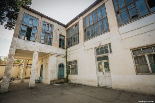 Milyonçu Tağıyevin viran qalmış evi