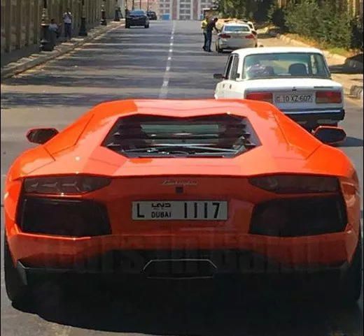 Bakıda Dubay nömrəli “Lamborghini” saxlanıldı