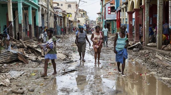 Haitidə 800.000 insan qida köməyi gözləyir  - FOTO