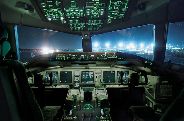 “British Airways”-un pilotu ədəbsiz fotosuna görə... - FOTO