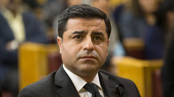 Demirtaş həbsxanaya helikopterlə gətirildi - FOTO