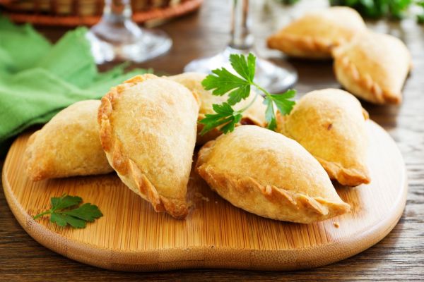 Ətli Empanadas - FOTO