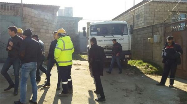 Metropolitenlə Binəqədi icra hakimiyyətinin qaranlıq tunel əməliyyatı