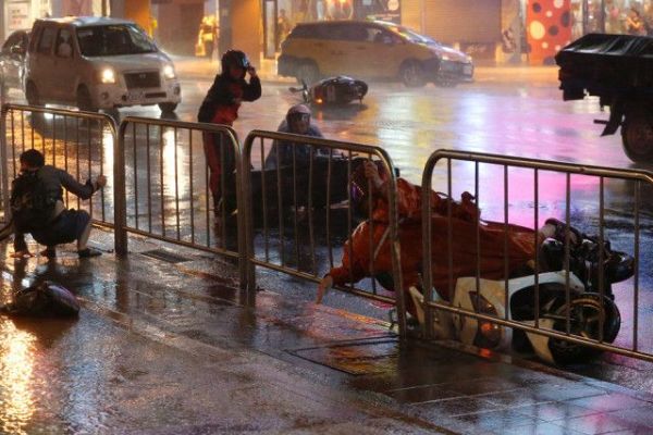 Tayvanı "Nesat" və "Haytang" tayfunları vurdu: 131 Yaralı - FOTO