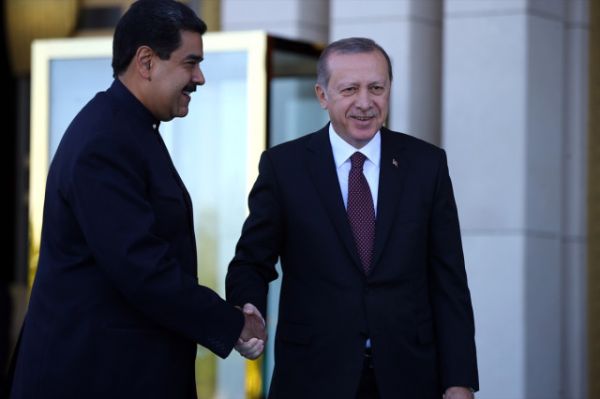 Maduro, Ərdoğan Tərəfindən Rəsmi Mərasimlə Qarşılanıb