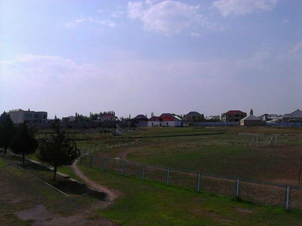 Goranboy İcra başçısı prezidentin açılışını etdiyi stadionu sökdürüb öz sanatoriyasına daşıtdırdı