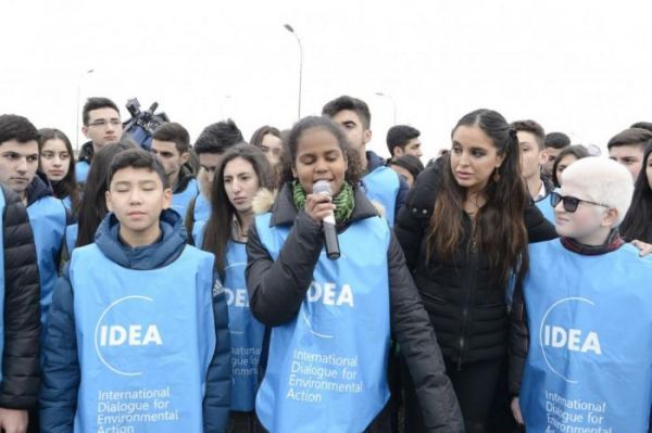 Leyla Əliyeva aksiya keçirdi: 63 şəhid uşağın xatirəsi əbədiləşdirildi - FOTO