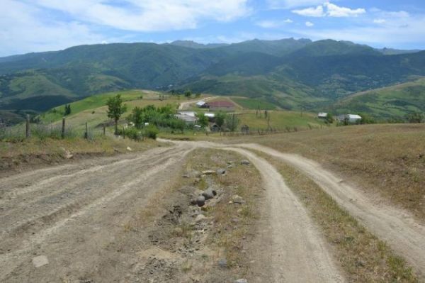 Yardımlıda 22 kilometrlik yol yenidən qurulur