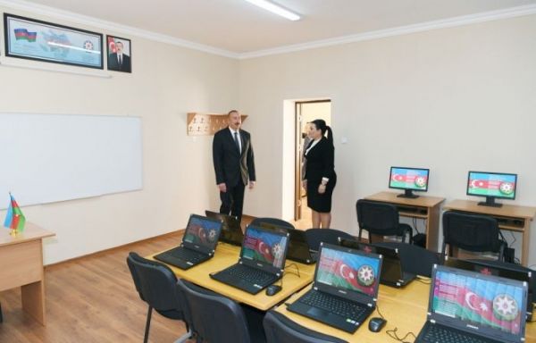 Prezident İlham Əliyev 227 saylı tam orta məktəbdə - FOTO - YENİLƏNİB