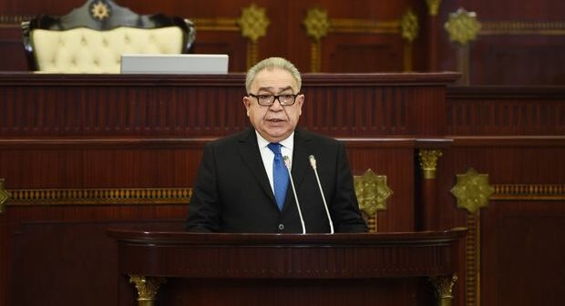 Səfa Mirzəyev şöbə müdirlərini toplayır – Rəhbərliyə təqdim edəcək