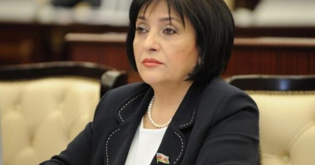 O, ƏSL DEMOKRATDIR!- Elşən Musayev yazır