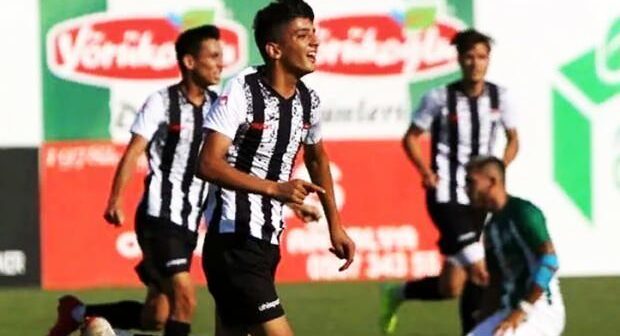 “Fənərbağça” və “Beşiktaş” 16 yaşlı futbolçu uğrunda mübarizə aparır