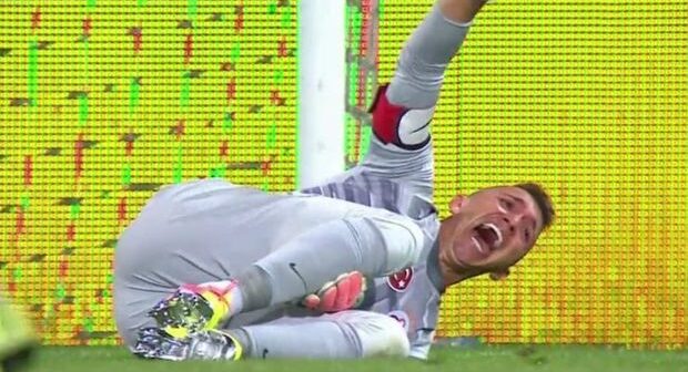 Fernando Musleranın ayağı sındı