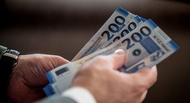 Bağlanmış banklarda depoziti və krediti olanların NƏZƏRİNƏ
