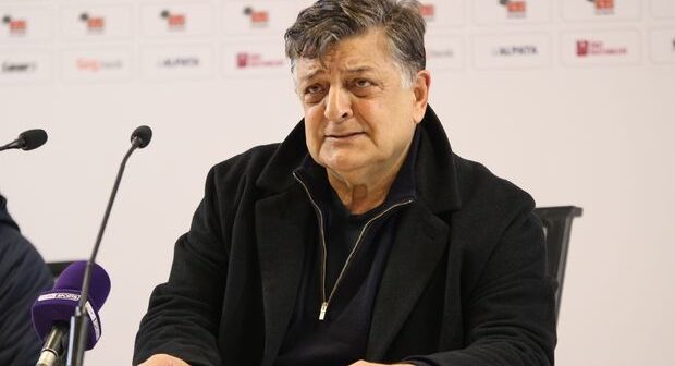 Türkiyə klubunun baş məşqçisi və futbolçuları koronavirusa yoluxdu