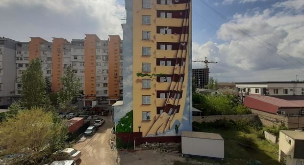 Bakının boz küçələrində yeni ruh: Binalar rəsm əsərləri ilə bəzəndi – FOTO