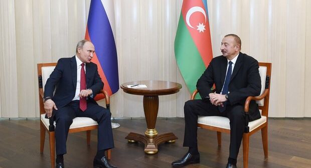 İlham Əliyev Vladimir Putini təbrik etdi