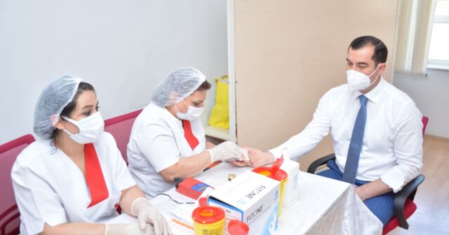 Şamaxı sakinləri qanvermə aksiyasına qoşulublar