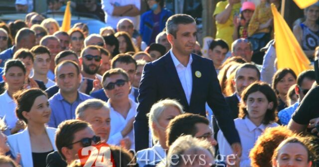 “Lelo Gürcüstan” partiyası Marneuli-Qardabani üzrə majoritar namizədini təqdim etdi (FOTO)