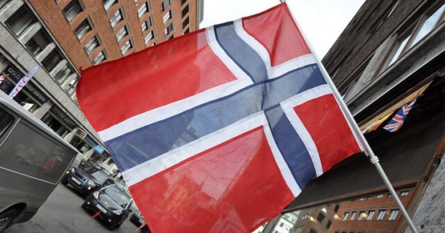 Rusiya Norveç diplomatını ölkədən xaric edir