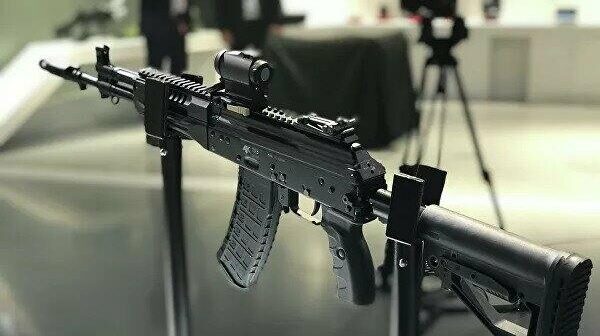 Rusiya yeni AK-12-lərin ixracına başladı