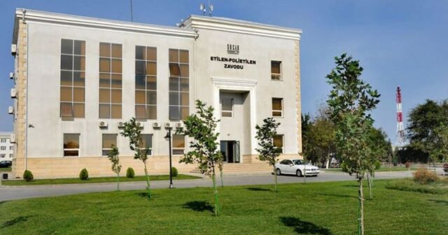 SOCAR: Sumqayıt Etilen-polietilen zavodunda yanğında xəsarət alanlar var