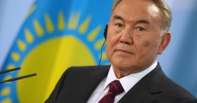 Nazarbayev Rusiya, ABŞ, Çin və Aİ-nin iştirakı ilə nüvə sammitinin keçirilməsini təklif edib