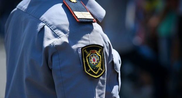 Azərbaycanda polis iş başında bıçaqlandı