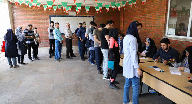 İranda parlament seçkilərinin ikinci turu başlayıb