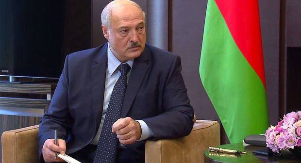 Lukaşenko: “Qərb ölkələrindən gələnlər üçün karantin tətbiq edə bilərik”