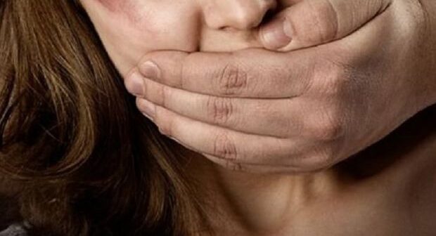 On iki il qadınlara təcavüz edən şəxs evində tutuldu