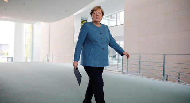 Merkel Navalnını gizli ziyarət edib