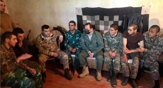 Prezidentin köməkçisindən erməni əsgərin Sərhəd Xidmətimizin geyimində yayılan fotosuna SƏRT REAKSİYA