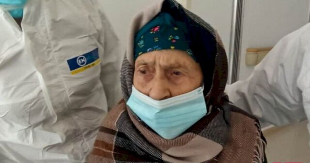 Azərbaycanda 110 yaşlı qadın koronavirusdan sağalıb – Fotolar