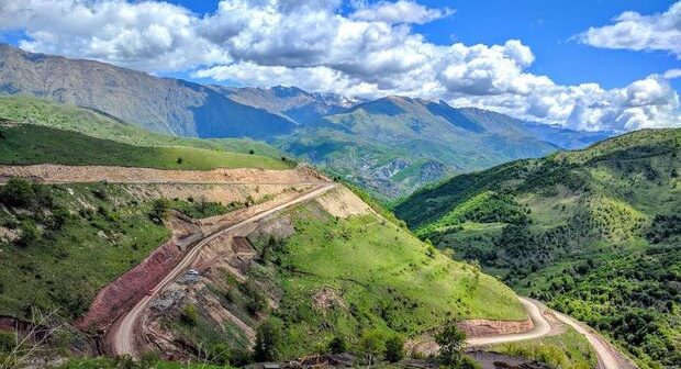 Kəlbəcəri tərk edən ermənilər ağacları da kəsib özləri ilə aparırlar – FOTO