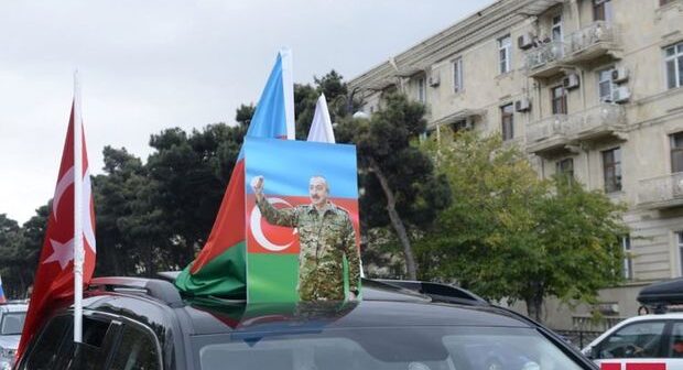 Kəlbəcərin azad edilməsi münasibətilə Bakıda avtoyürüş keçirildi – FOTO