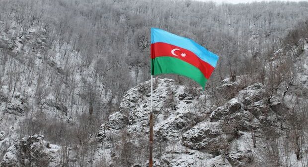 Azərbaycan polisi Kəlbəcərdə postlar qurdu – FOTO