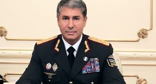 Vilayət Eyvazov daha bir rəisi sərəncama göndərdi